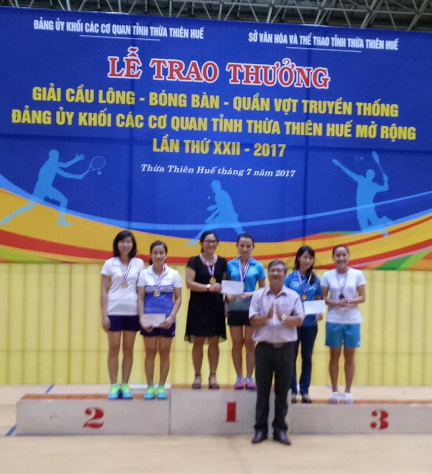 Sở Tư pháp tham gia giải Cầu lông - Bóng bàn - Quần vợt truyền thống Đảng ủy khối các cơ quan tỉnh Thừa Thiên Huế mở rộng lần thứ XXII - 2017